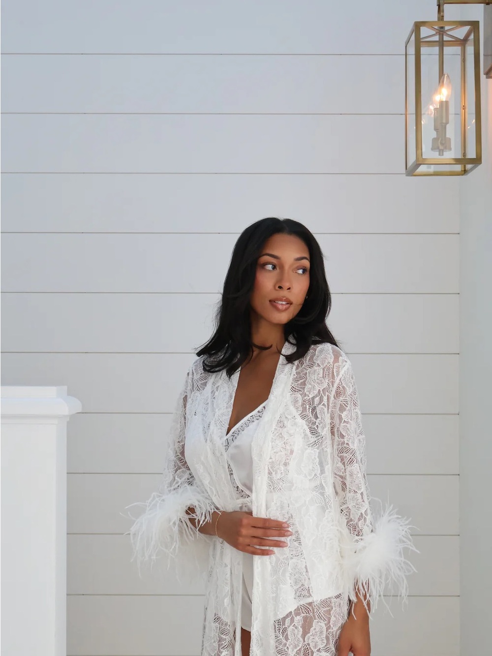 FLEUR FEATHER LACE ROBE - Picture 2 of 7